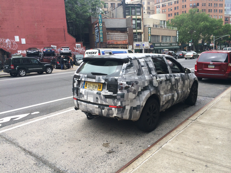 Illustration for article titled Land Rover Discovery Sport Prototype At Large In NYC